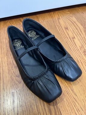 Vince Camuto Black Leather Square-Toe Mary Jane Flats - Size 9